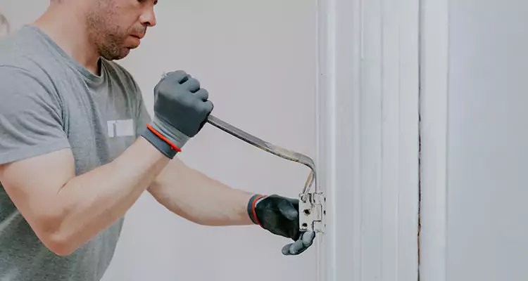 Cracked Door Jamb Repair in The Hammocks, FL