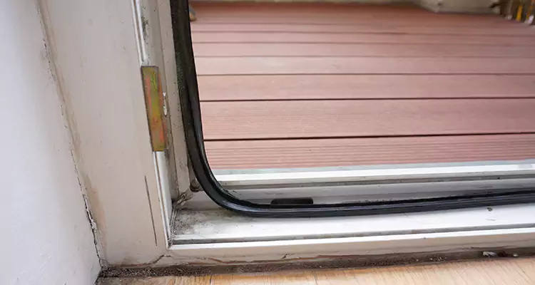 Patio Door Weatherproofing Installation in The Hammocks, FL