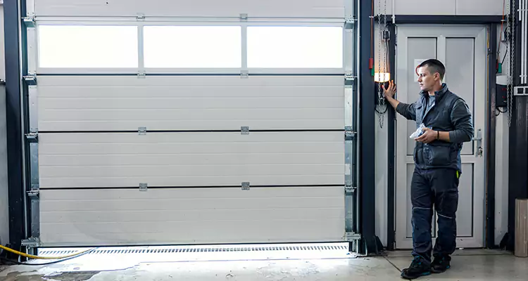 Modern Overhead Door Repair in The Hammocks, FL