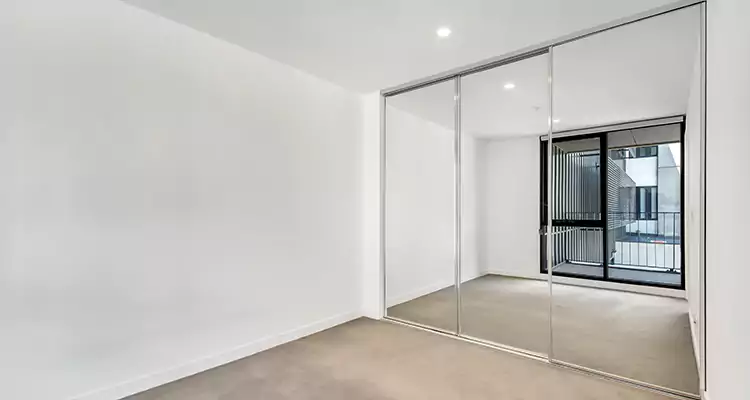 Why Homeowners Choose Us for Sliding Mirror Door Replacement in The Hammocks, FL